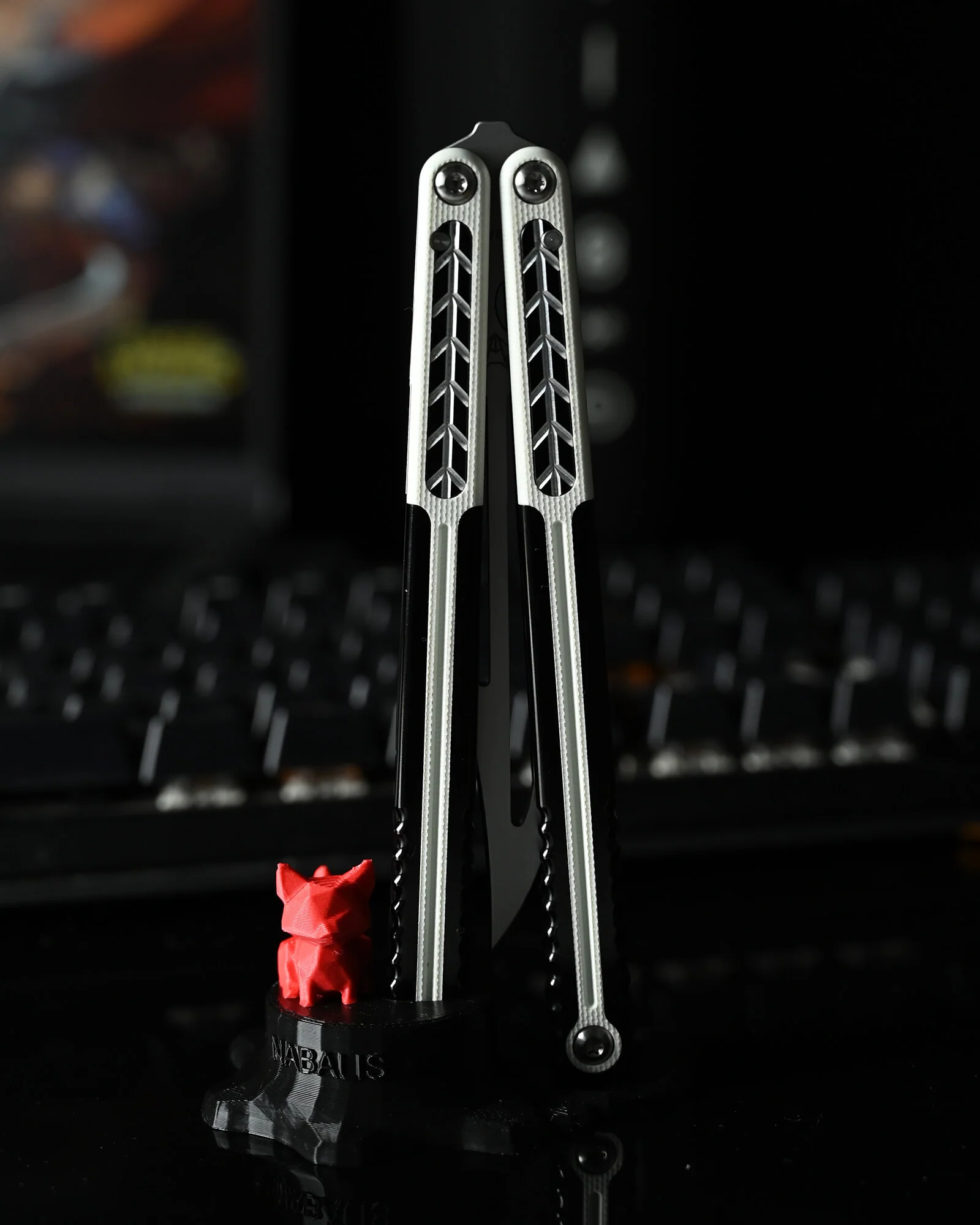 $16 OFF Blemished Vulp Pro Balisong with False Edge G10 & 7075 AL Handle - Image 17