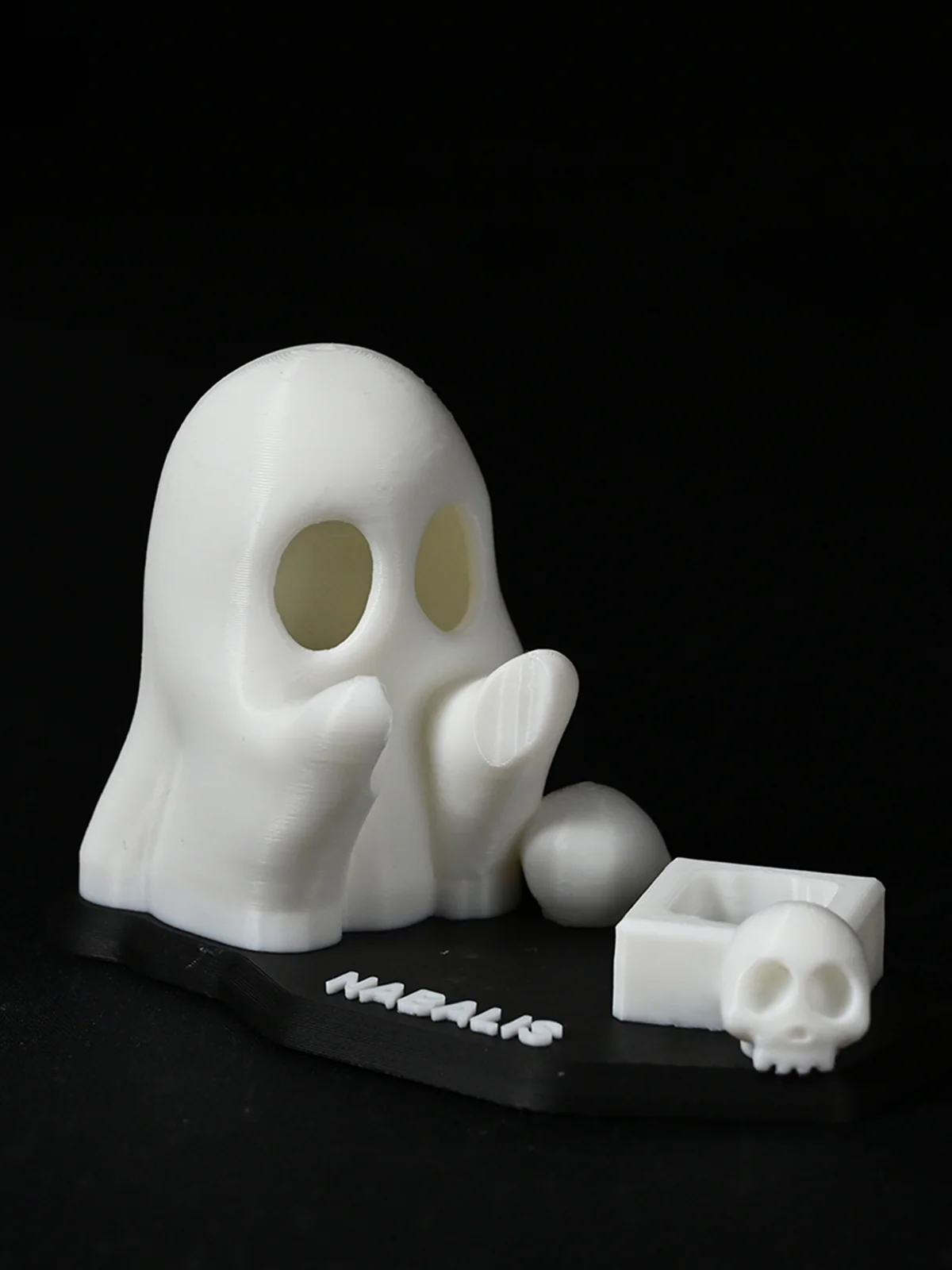 Glowing Spooky Stand 👻 Switch-Controlled - Image 3
